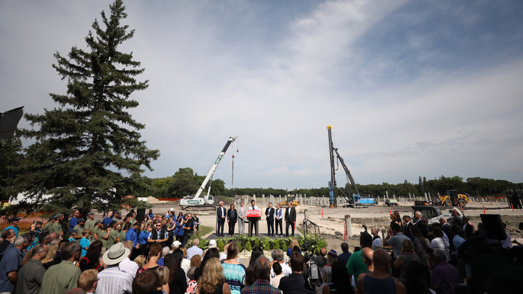 Le premier ministre annonce des fonds pour soutenir le réaménagement du parc Assiniboine à Winnipeg