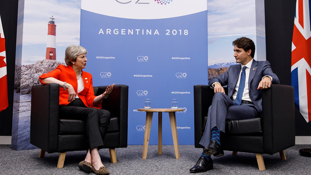 Le PM Trudeau rencontre la PM May au Sommet du G20 en Argentine
