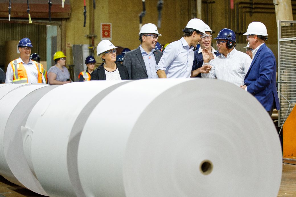 Prime Minister Justin Trudeau visits the Rayonier paper mill in ...