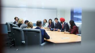 Photo number 4 from the photo gallery Prime Minister Justin Trudeau meets with Mayor Linda Jeffrey in Brampton, Ontario