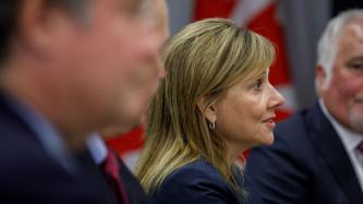 Photo number 3 from the photo gallery Prime Minister Justin Trudeau meets with GM CEO Mary Barra in Markham, Ontario