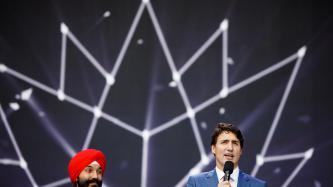 Photo numéro 25 de la galerie de photos Le premier ministre Justin Trudeau, Sophie Grégoire Trudeau et leurs enfants assistent aux célébrations de la Fête du Canada, sur la Colline du Parlement