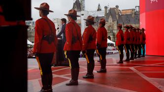 Photo number 33 from the photo gallery Prime Minister Justin Trudeau, Sophie Grégoire Trudeau, and their children take part in Canada Day celebrations on Parliament Hill