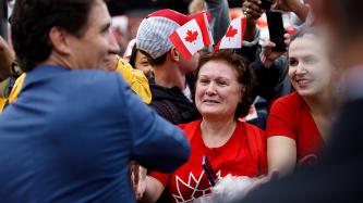 Photo numéro 7 de la galerie de photos Le premier ministre Justin Trudeau, Sophie Grégoire Trudeau et leurs enfants assistent aux célébrations de la Fête du Canada, sur la Colline du Parlement