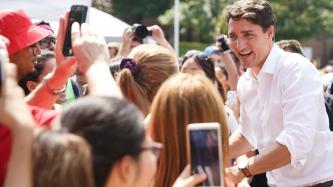 Photo number 3 from the photo gallery Prime Minister Justin Trudeau visits McMaster University in Hamilton, Ontario